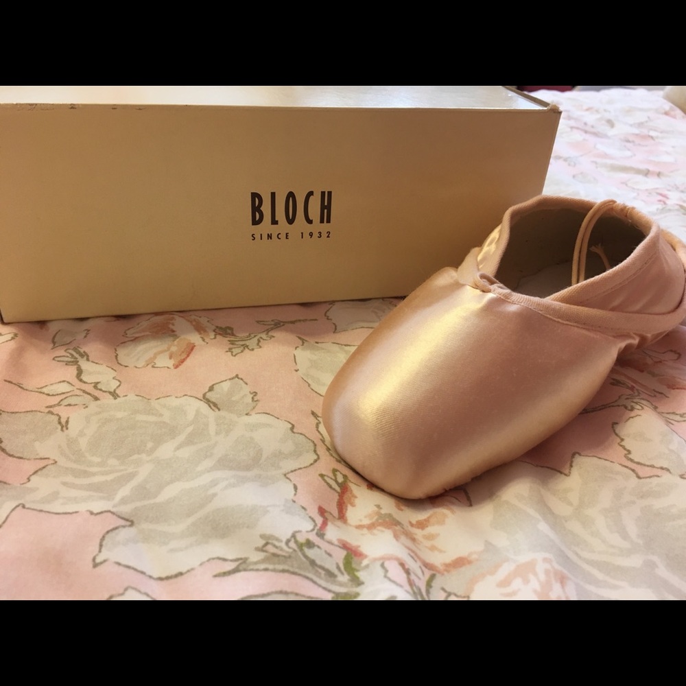 Bloch Axiom NWT 3.5 XXX Pointe Shoes